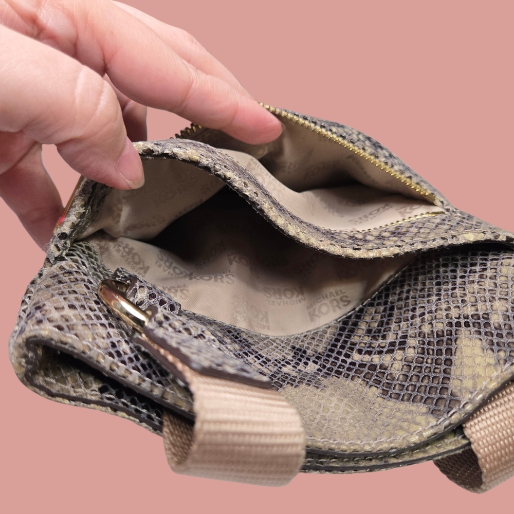 Michael Kors Snakeskin Python Crossbody In EC - Picture 8 of 10